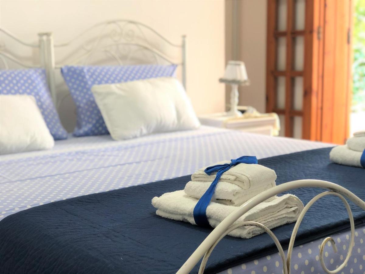 B&B Il Villino Torre Dell'Orso Kültér fotó