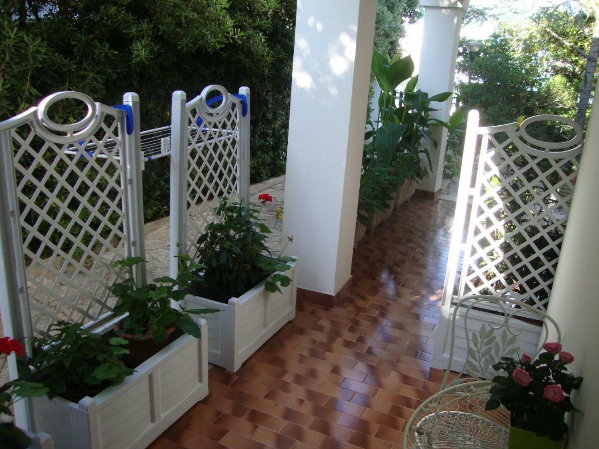 B&B Il Villino Torre Dell'Orso Kültér fotó